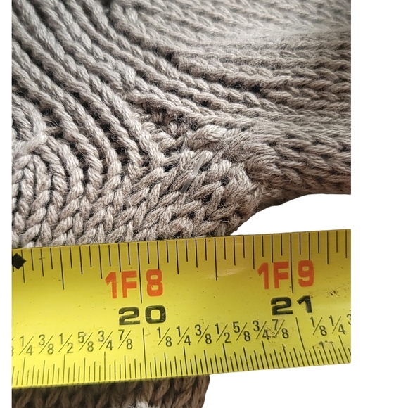 *NWT* PACSUN - Medium Beige Crewneck Sweater - Picture 4 of 10